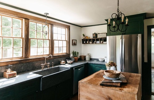 Plympton House | Plympton Antique farmhouse circa 1707