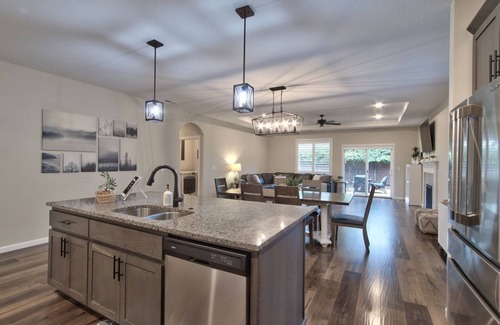 Newberg House | PNW Refined Wine Retreat
