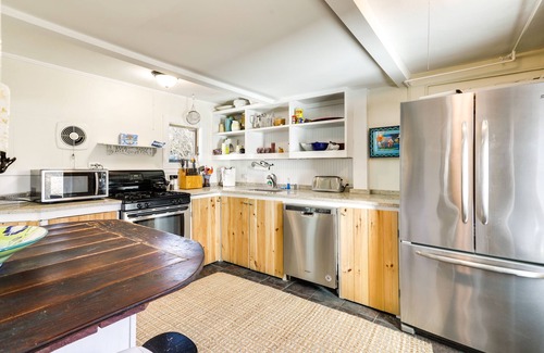 Pocasset House | Pocasset Home w/Fire Pit & Porch: Walk to Beach!