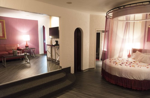 East Stroudsburg Resort | Pocono Palace Resort