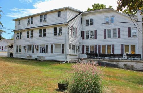 East Stroudsburg Hotel | Pocono Ridge Inn East Stroudsburg - Poconos