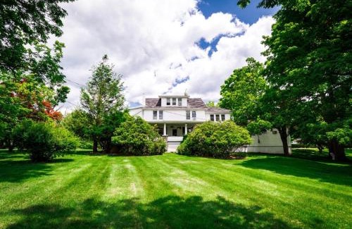 East Stroudsburg Hotel | Pocono Ridge Inn East Stroudsburg - Poconos