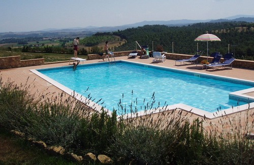 Chianciano Terme Other | Podere Gello, Amazing Tuscany Farmhouse, Sleeps 15, Free Parking, Wi-Fi