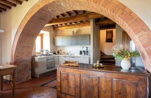 Pienza Villa | Podere Ginestra - Four Bedroom Villa, Sleeps 8