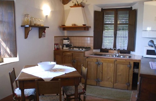 Il Poggio Villa | Podere Isabella, villa sleeping 6+2 with swimming pool