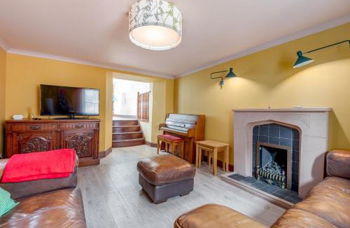 Cellardyke House | Poetry Peter's