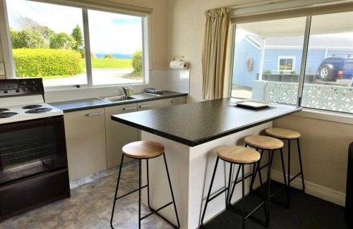 Pohara House | Pohara's Seaside Chalet