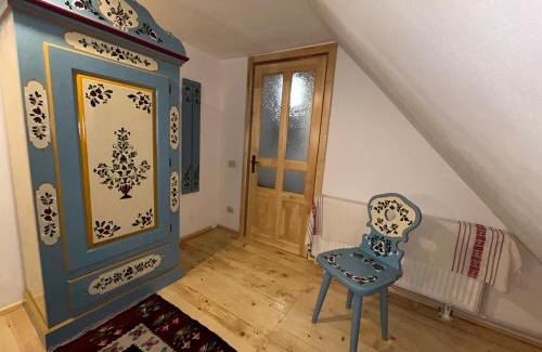 Neagra Sarului House | Poiana cu Sinziene
