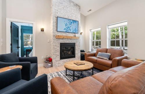 Egg Harbor House | Point Beach Cottage by Simple Life Rentals
