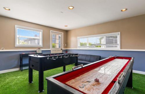 Point Loma Heights House | Point Loma Home w Putting Green Firepit Game Room Beach Access Zola Street by AvantStay
