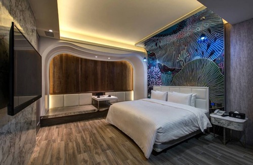 Pingzhen District Hotel | Point Motel