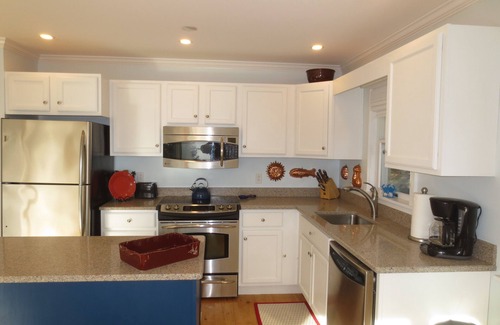 East Boothbay Cottage | Pointed Fir Cove Cottage - Stunning Ocean Front Retreat!