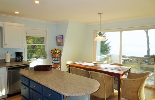 East Boothbay Cottage | Pointed Fir Cove Cottage - Stunning Ocean Front Retreat!