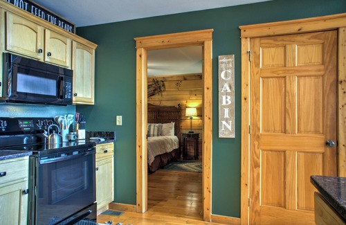 Wolf Laurel Cabin | Points of View | Stunning 4BR Cabin w/Hot Tub & Ski Access Near Asheville