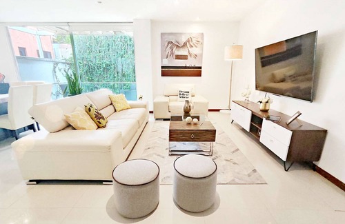 Polanco Condo | @Polanco's heart+Jacuzzi+Terrace+King bed+ 2 baths