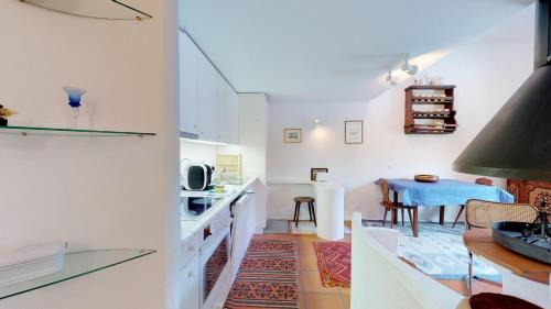 Sils-Maria Apartment | Polaschin D7