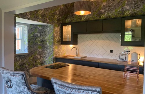 Pollokshields Apartment | Pollokshields Burgh Hall Lodge Houses