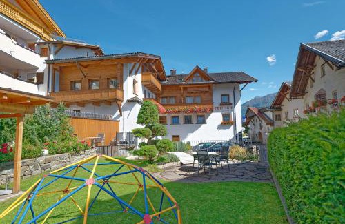 Fiss House | Poltehof