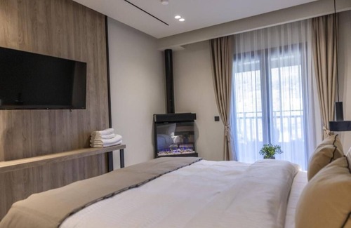 Kalambaka Apartment | Polyzos Luxury Suites Meteora #4 - Adults Friendly