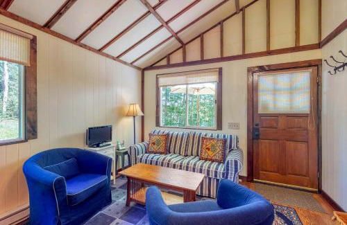 Mount Desert House | Pond Hill