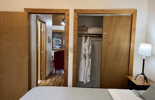 Woodland Park Bed & Breakfast | Ponderosa A