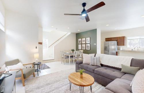 Flagstaff Apartment | Ponderosa Peaks Retreat