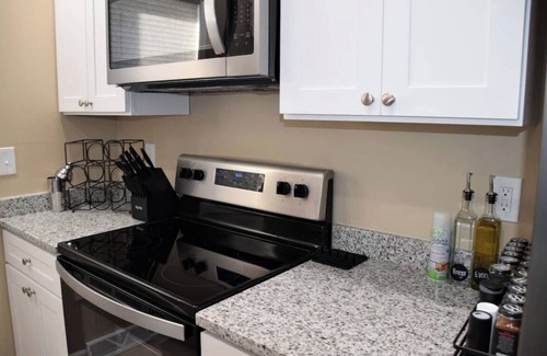 Elizabethtown Apartment | Pondview Paradise, Cozy home with pool and pond on 8 acres