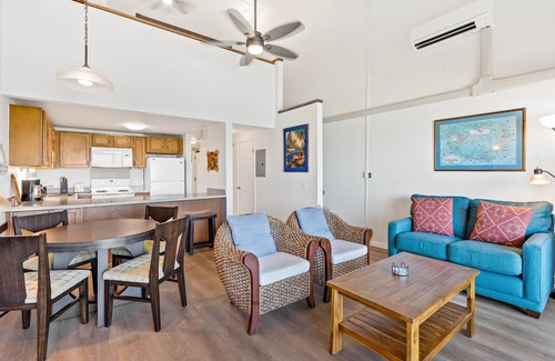 Kapaa Condo | Pono Kai Resort B304, Oceanfront, Walk to Town, Steps to Beach, AC