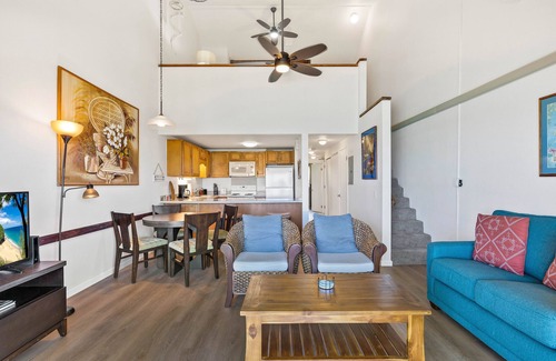 Kapaa Condo | Pono Kai Resort B304, Oceanfront, Walk to Town, Steps to Beach, AC