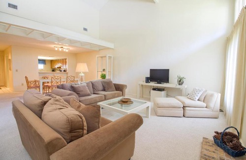 Palm Valley Apartment | Ponte Vedra Players Club Villa 36, Players Club Pool, 2 Bedrooms, Sleeps 4