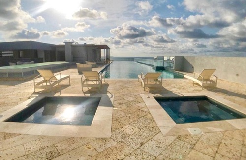 Crespo Condo | PONY PALACE Best Rooftop Pool in Cartagena! Beachfront, 3BR luxury condo balcony