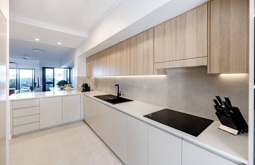 Sunrise Beach Apartment | Pooch Friendly Renovated Beach Retreat with Views