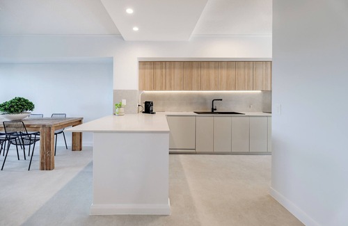 Sunrise Beach Apartment | Pooch Friendly Renovated Beach Retreat with Views