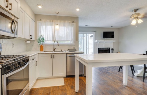 Virginia Beach House | Pool Access: Family-Friendly Virginia Beach Home!
