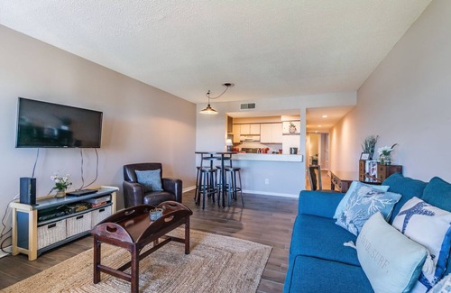 Oceanmarsh Subdivision Condo | Pool and Ocean Views - First Floor Villa on Harbor Island