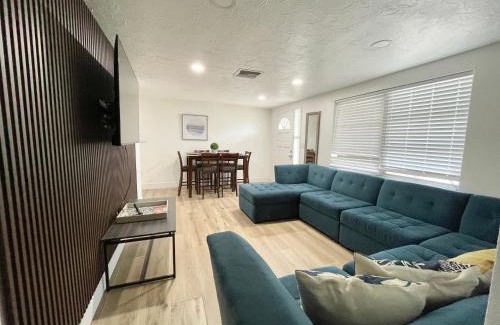 New Port Richey House | Pool Beach House