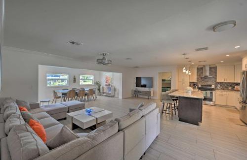 Yacht Club House | Pool, Dock, Game Room Cape Coral Canal Home