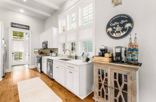 Dune Allen Beach House | Pool Heated winter and spring! Pet-Friendly 6 seat Golf Cart, Infinity pool!