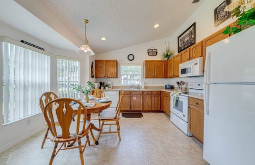 Orange Tree House | Pool home close to Golfing and Theme parks
