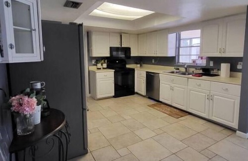 Fruitville House | Pool Home in Central Sarasota