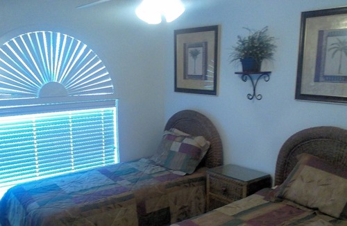 Fort Mohave House | Pool Home in Golf Course Community close to River and Casinos
