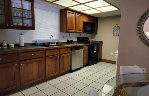 Indian River Estates House | POOL HOME NEAR BEACH AND RIVER