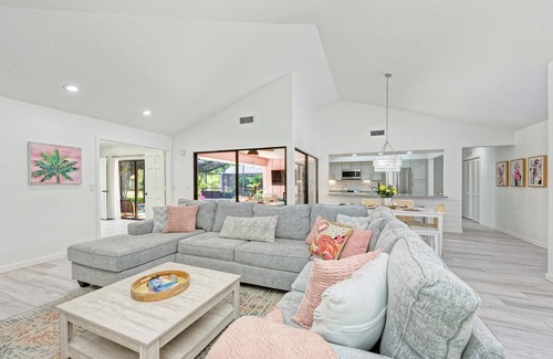 Palma Sola House | Pool home w/outdoor TV! Close to AMI beaches, IMG, parks, boat launches, shops!