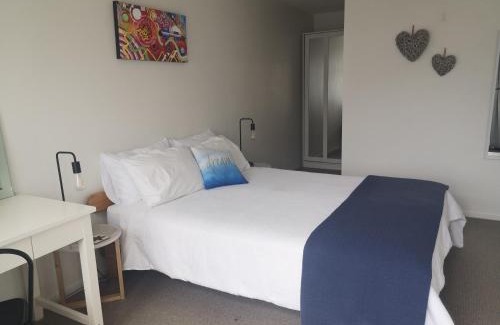 Motueka Apartment | Pool House - One Bedroom Self Contained Unit