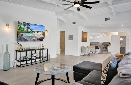 East Fort Lauderdale House | Pool House