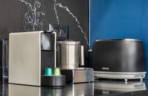 Haifa Apartment | Pool & Jacuzzi Seaview Penthouse