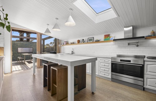 Surf Coast House | Pool on Eleventh Summ