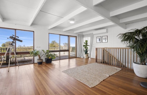 Surf Coast House | Pool on Eleventh Summ