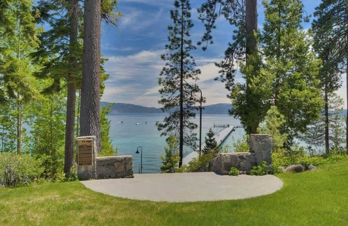 Tahoe Tavern House | Pool|Pier|Beach|Tennis|Pickleball|Walk to Town