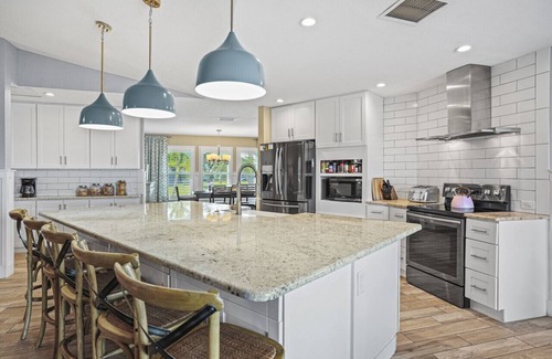 Cape Coral House | Pool, Spa, Sunsets, Kayaks, Bikes, Fishing gear